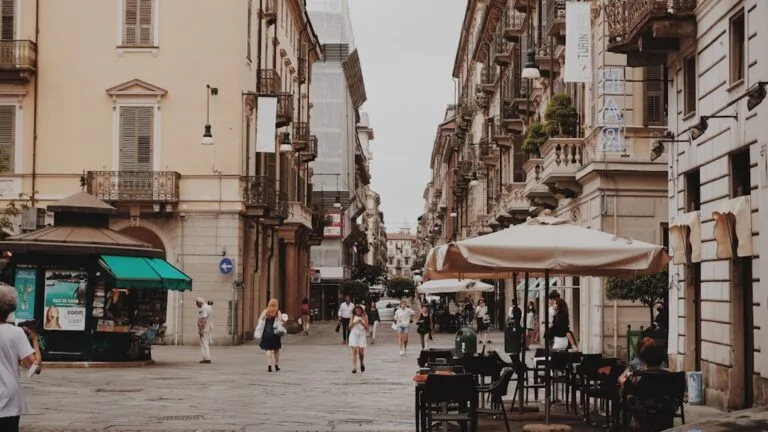 Guide des restaurants toil s Turin travel tourism landmark